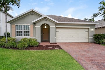 3451 ACAPULCO CIR CAPE CORAL, FL 33909